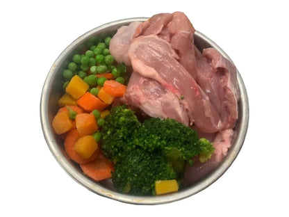 Chicken and Veg Frozen Dog Food 40 x 500g Chubs 20kg Box - Little Paws Raw Foods